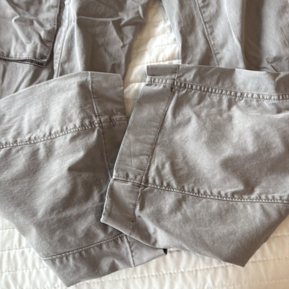 NWOT! Abercrombie Cargo Pants - Picture 4 of 14